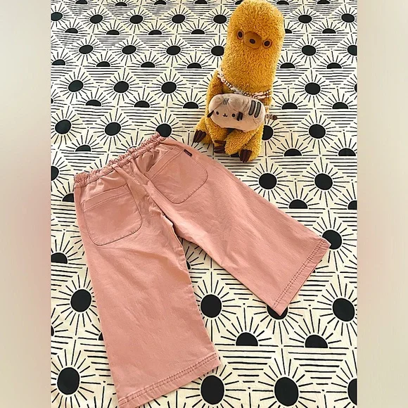 Cute Little Girl’s Peach Twill Paperbag Pants (Sz 5-6) - Picture 3 of 10